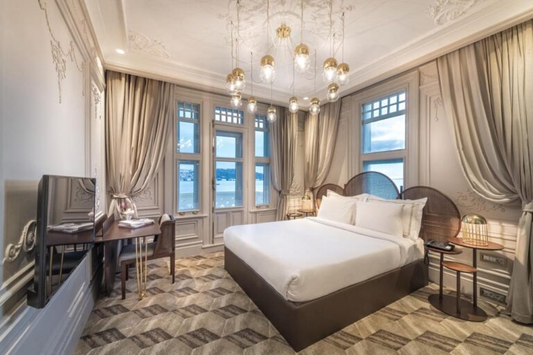 10 Best Luxury Hotels In Istanbul [2024]