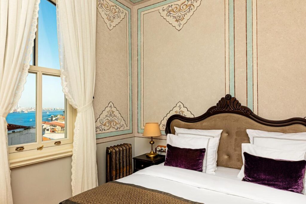Meroddi Barnathan Best Luxury Hotels In Istanbul