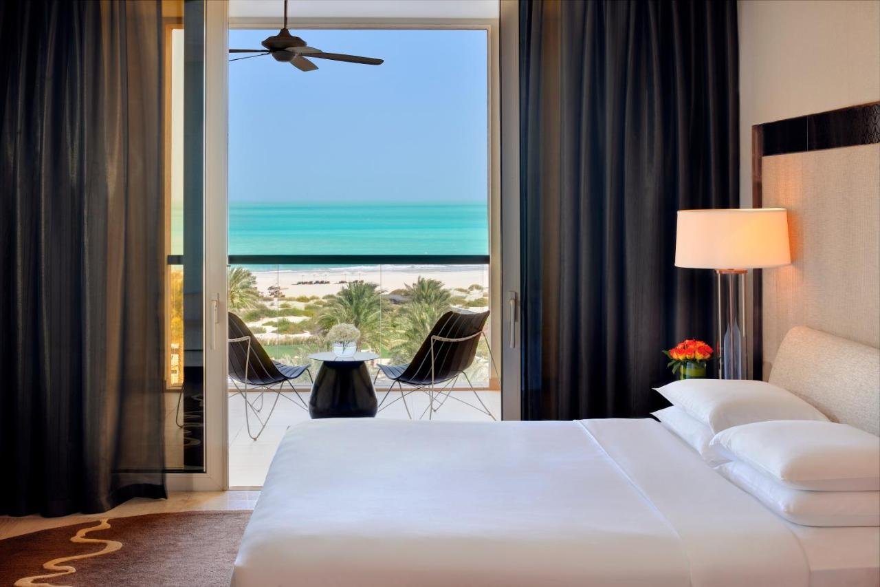 Park Hyatt Abu Dhabi Hotel and Villas room