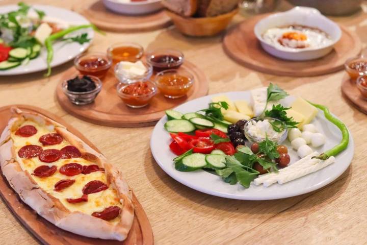 Best Turkish Breakfast In Istanbul In Forno Balat