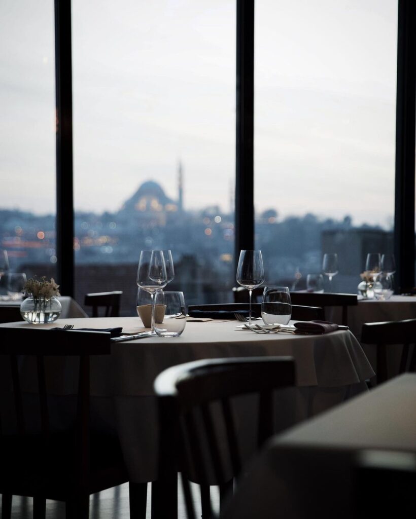 Most Romantic Restaurants In Istanbul Neolokal