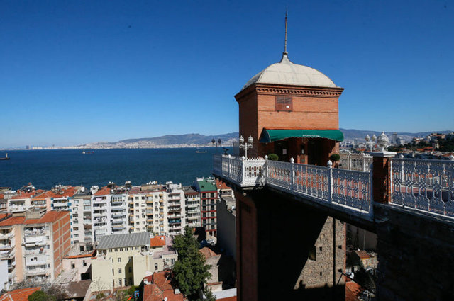 Historical Elevator Building Izmir