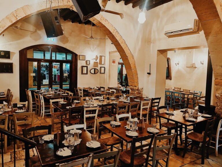 Best Taverns In Larnaca
