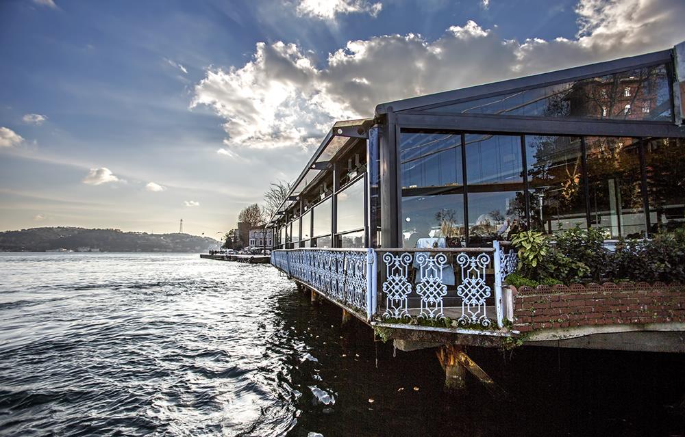 Rumelihisari Pier Istanbul