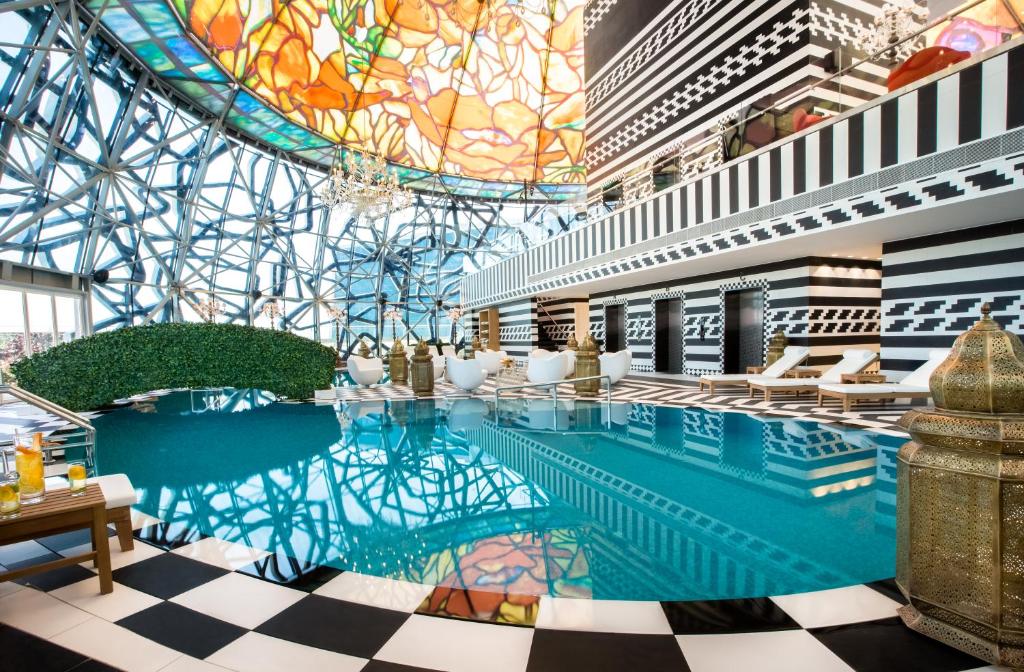 Best Luxury Hotels Doha Mondrian Doha