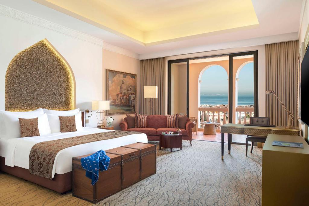Best Luxury Hotels Doha Marsa Malaz Kempinski