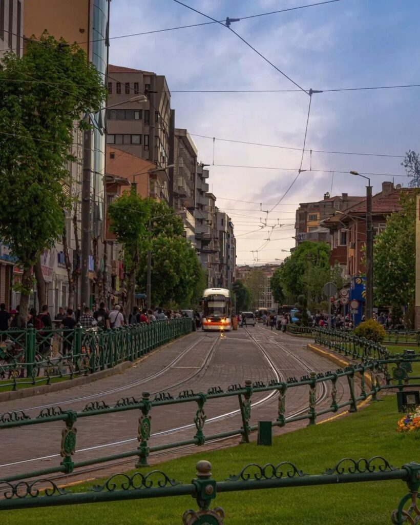 İki Eylül Caddesi Eskişehir 