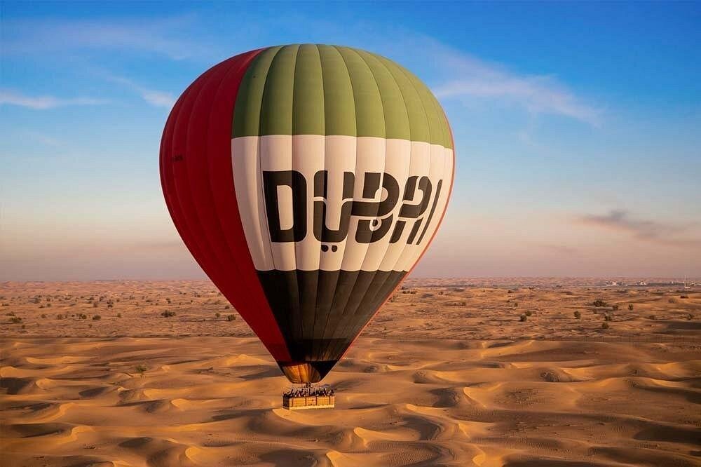 Flying Over Dubai by Hot Air Balloon