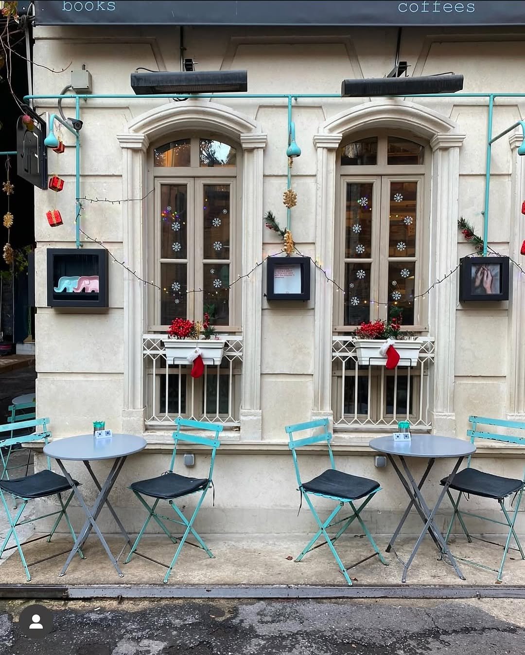 Fil Books Karakoy