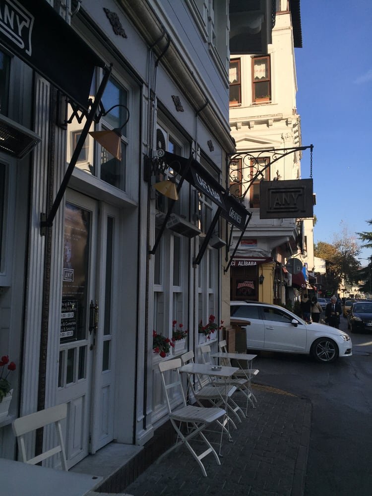 Bebek Arnavutköy Caddesi