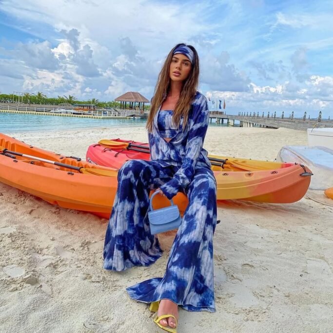 How To Dress in Dubai