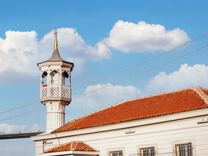  Üryanizade Mosque