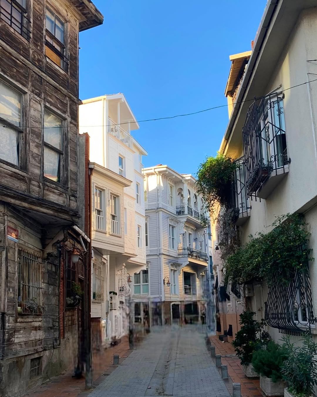  Francalacı Street Arnavutkoy
