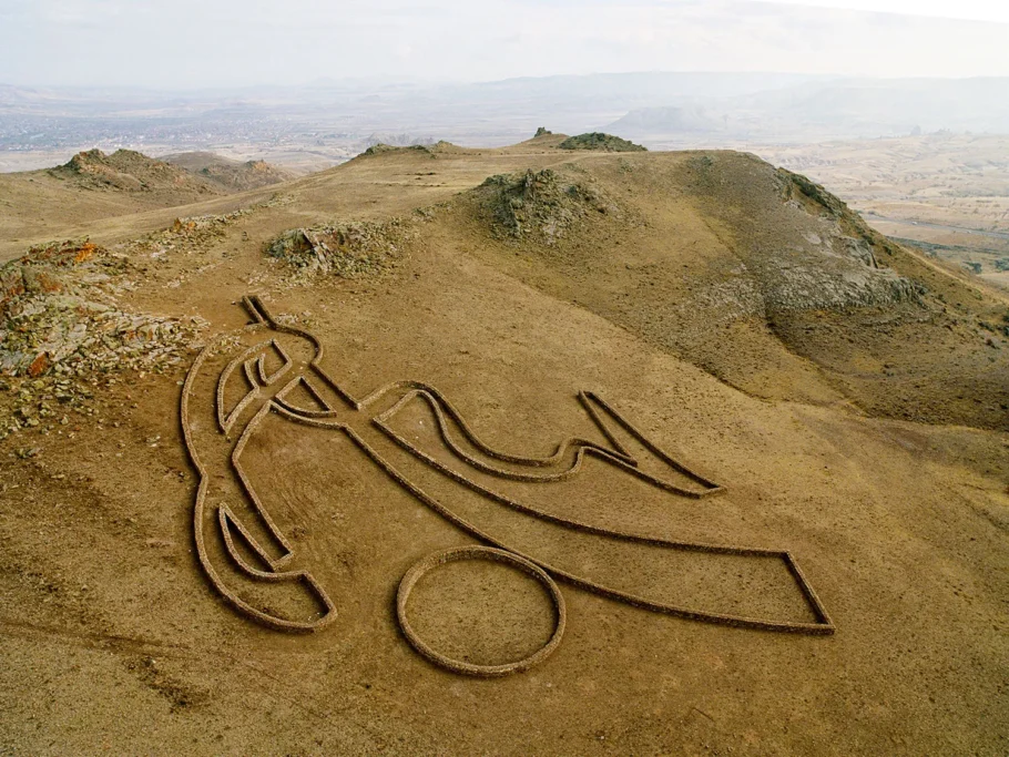 Andrew Rogers’ Massive Stone Sculpture Cappadocia