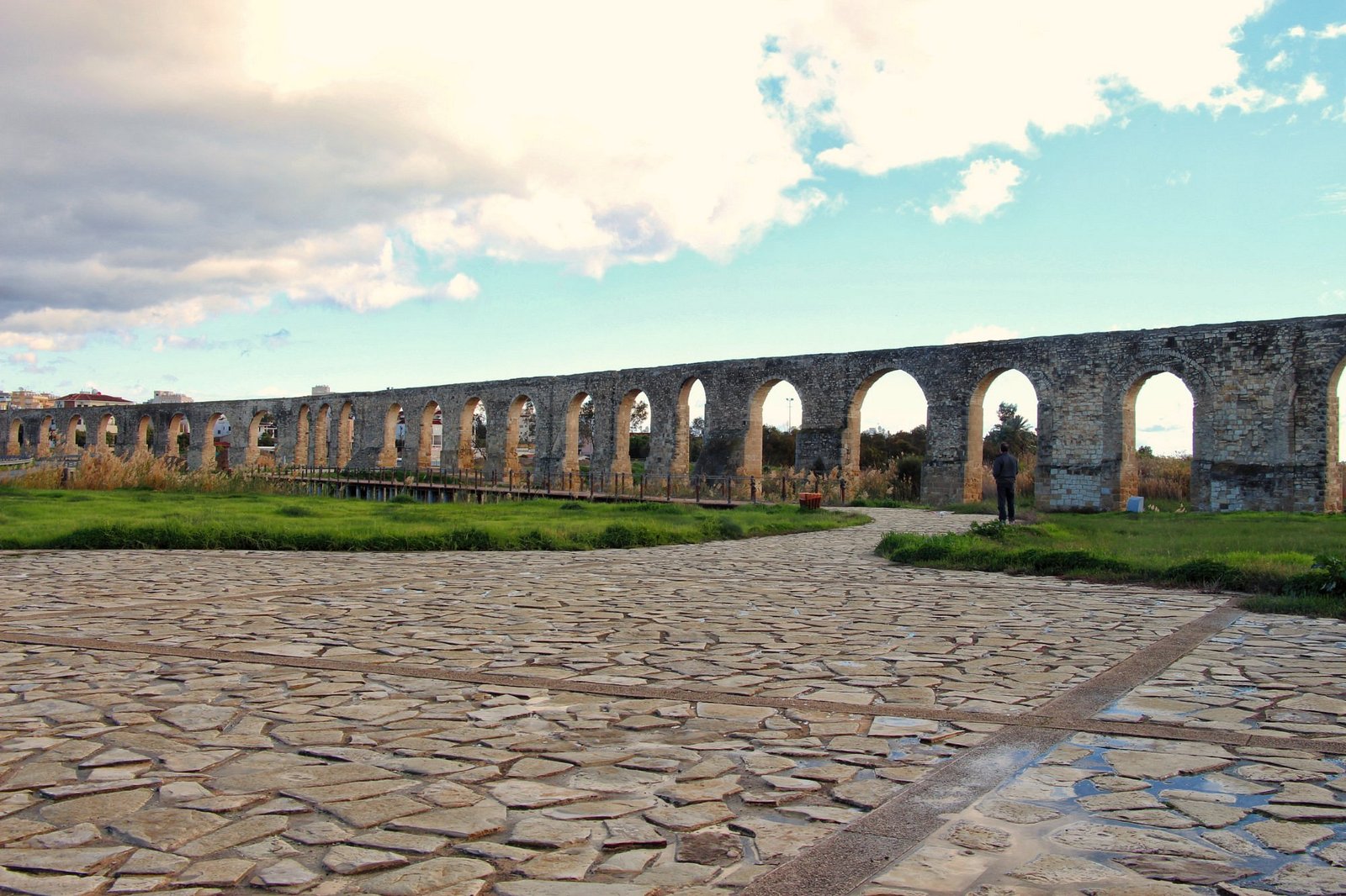 Kamares Larnaca