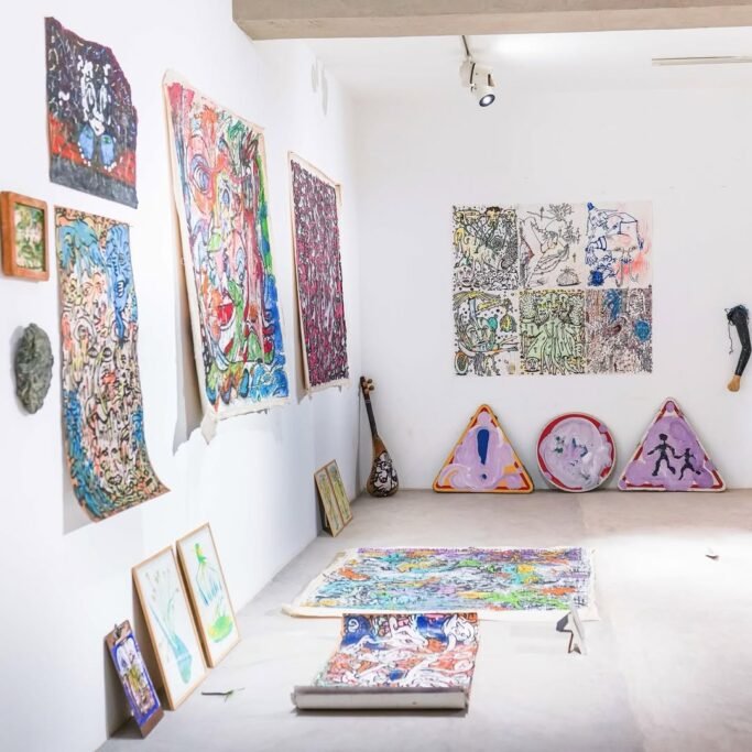 Art Exhibition in Dada Gallery
