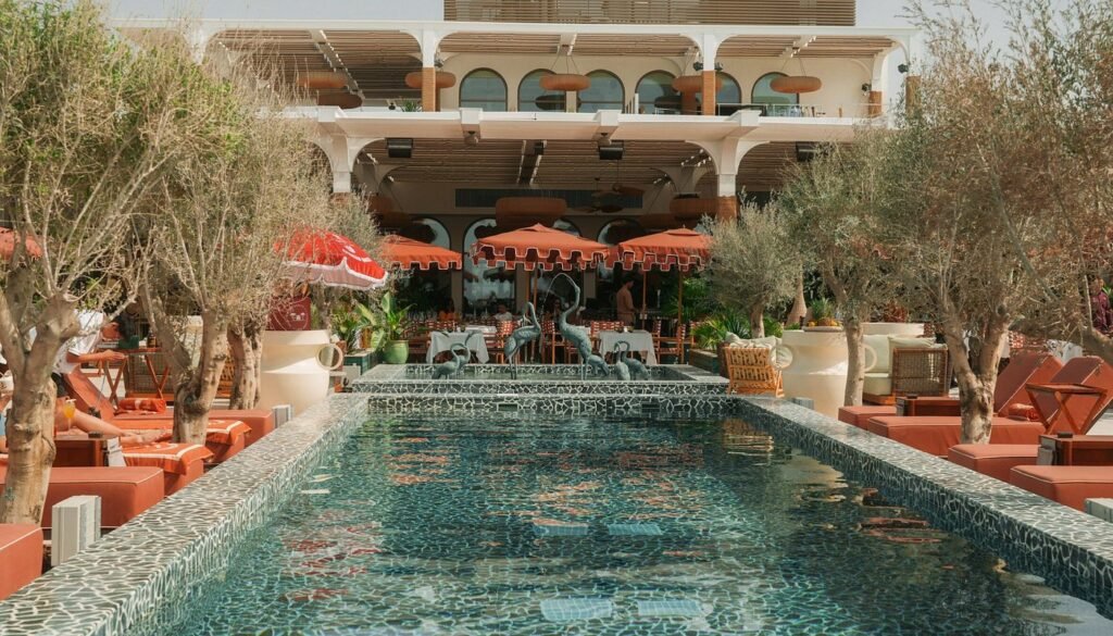 African Queen — J1 Beach 