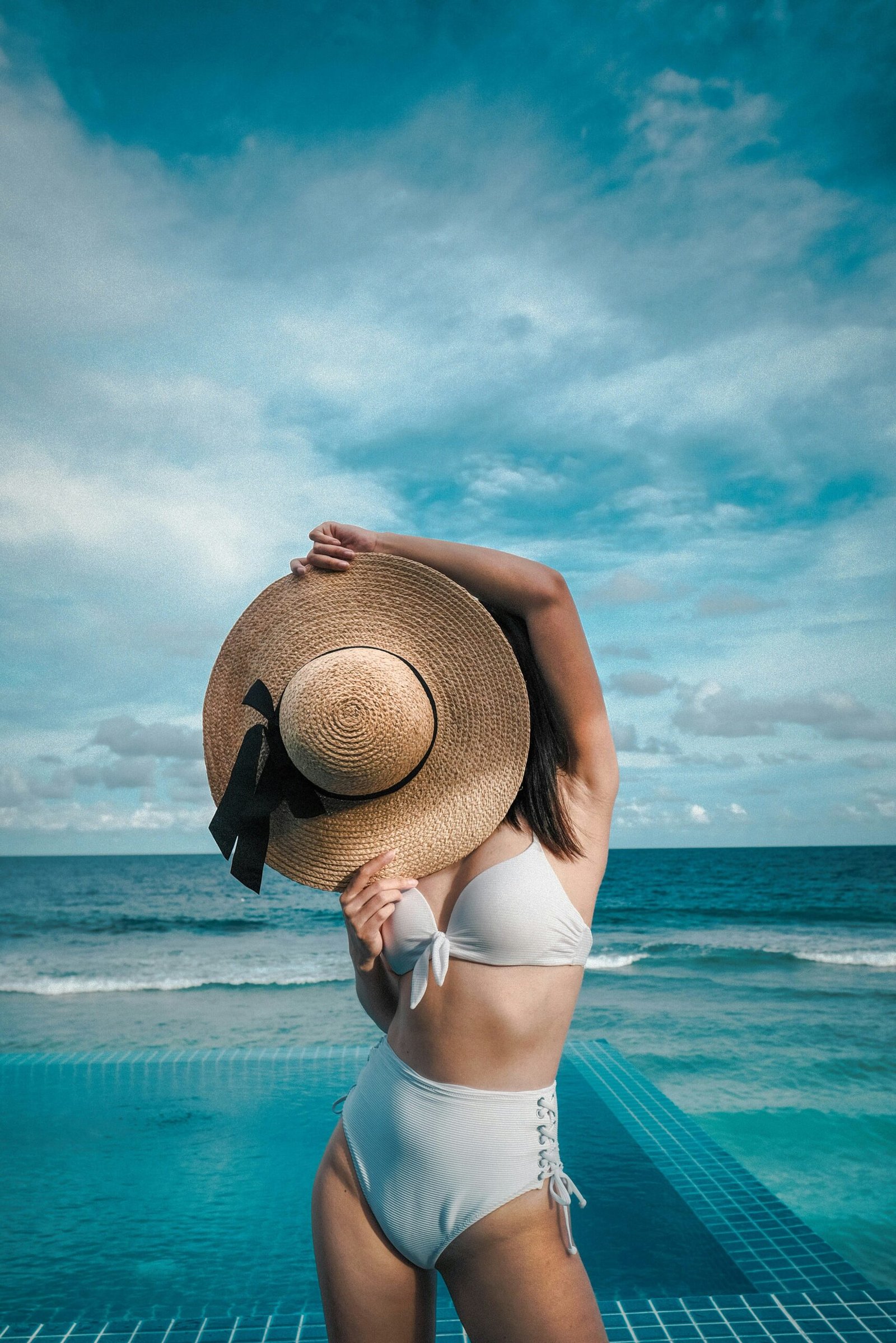 Swimsuit to wear in Qatar