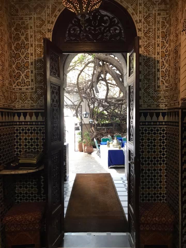 Al Mounia (classic Moroccan, romantic garden energy) Casablanca