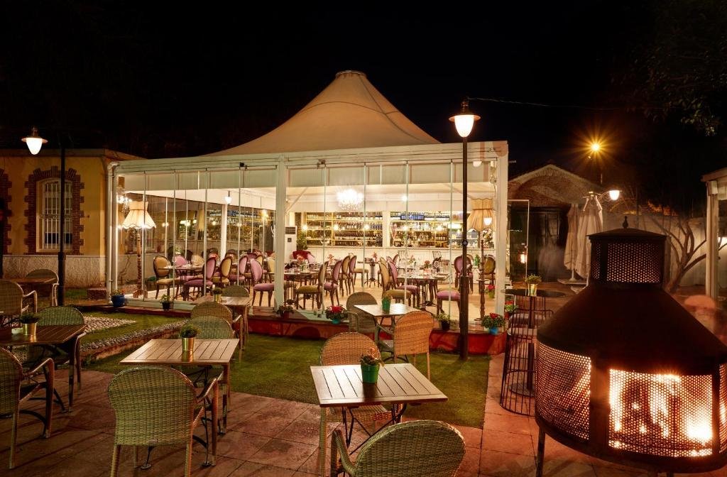 Villa Levante Hotel & Restaurant