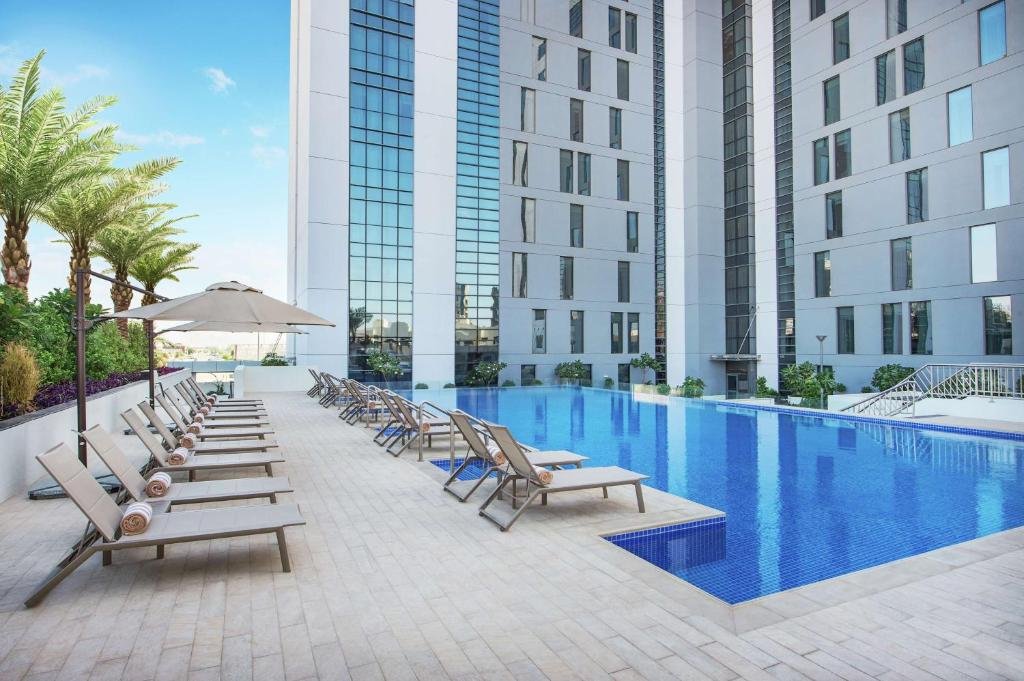 Hampton by Hilton Dubai Airport budget hotel room