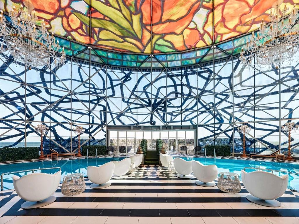 Mondrian Doha Hotel 