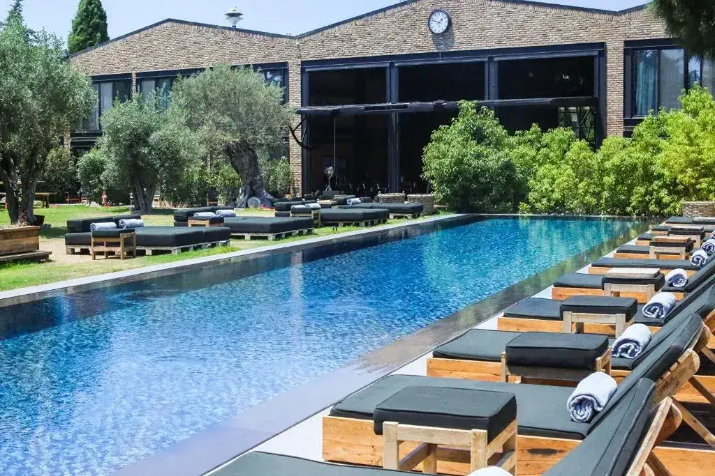 Warehouse By The Stay — Alaçatı