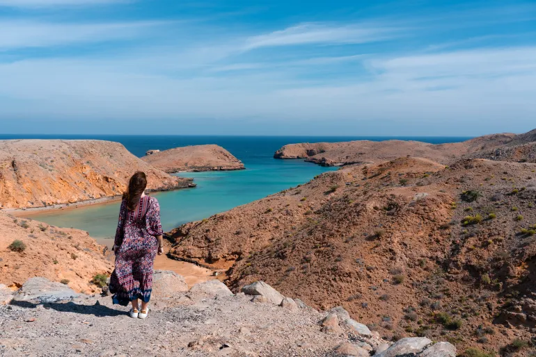 How to Dress in Oman