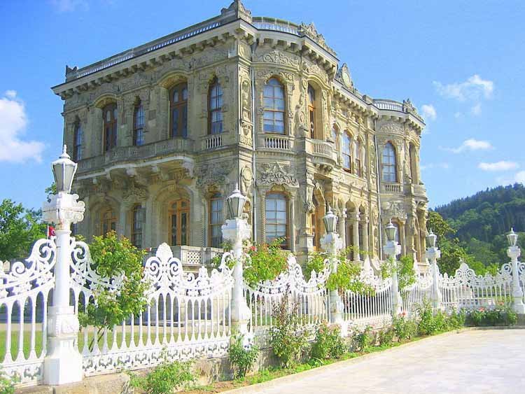  Küçüksu Palace