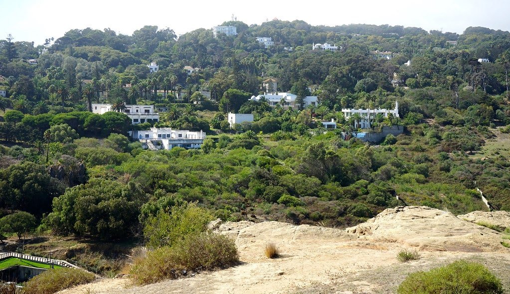 Luxury villas in the upscale Montagne district of Tangier.