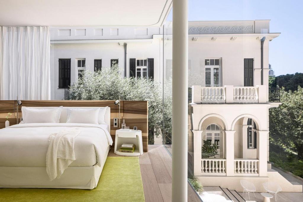 Best Hotel in Tel Aviv