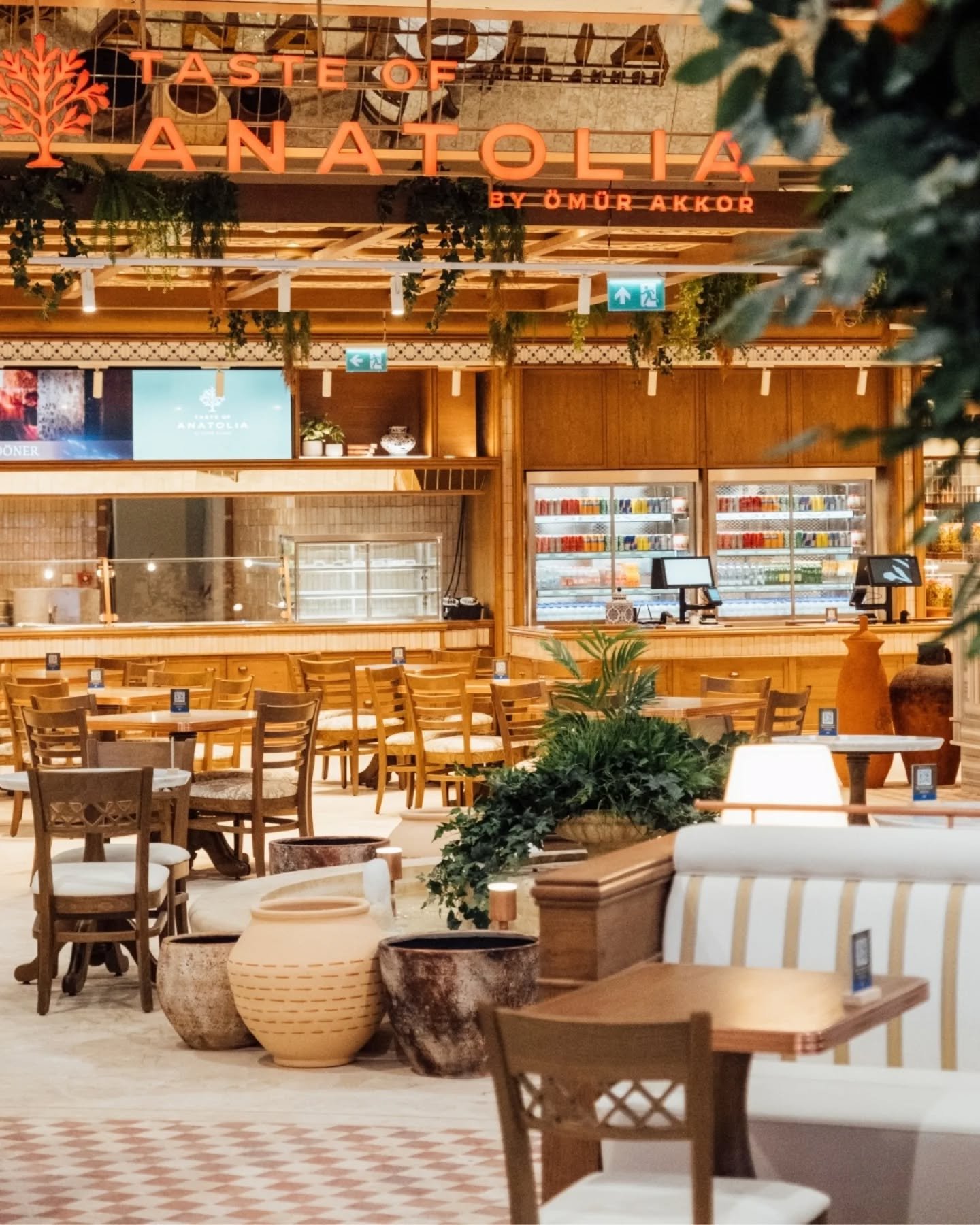 Tadında Anadolu, Atatürk Airport