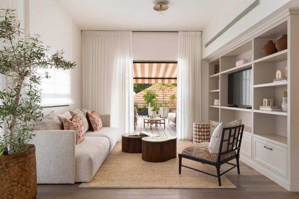 Best Hotel in Tel Aviv