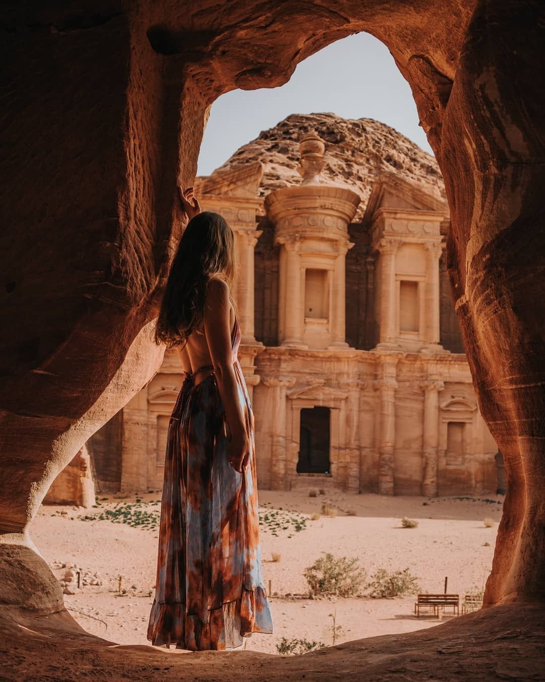 Everyday modest desert outfit with loose layers suitable for Jordan