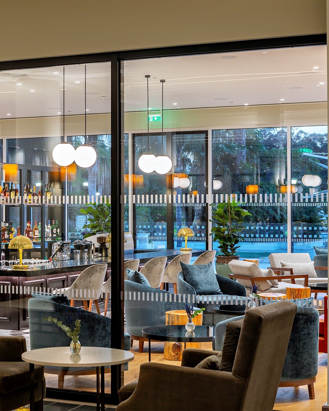 Cocktails and evening atmosphere at Mint Bar in Hilton Nicosia