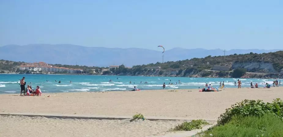 Diamond Beach in Çeşme with pale sand and windy sea for kitesurfing