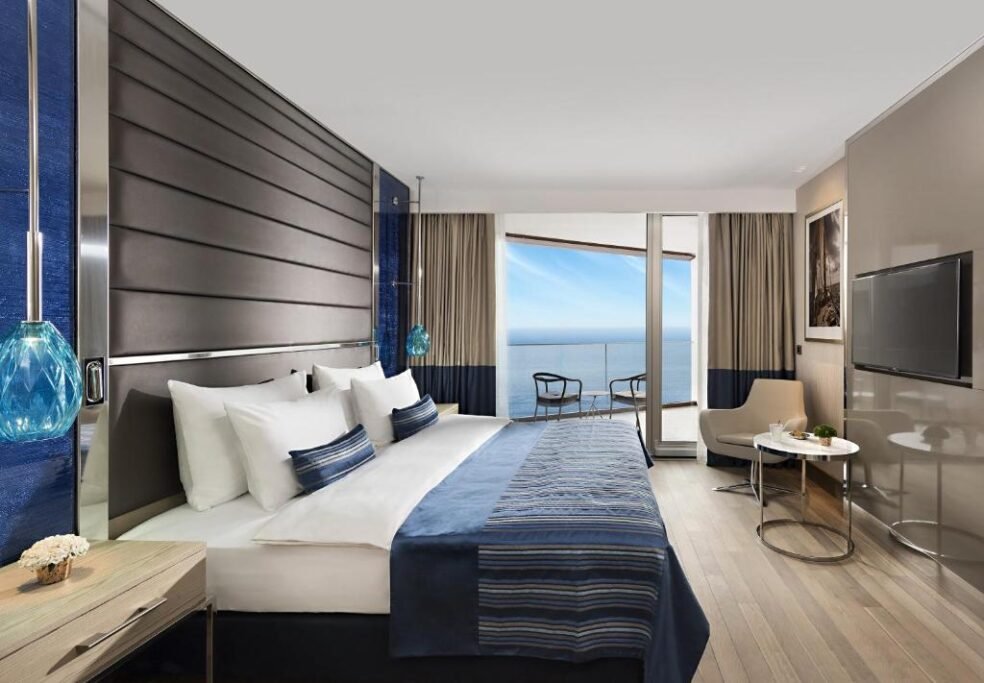 Crowne Plaza Istanbul Florya hotel restaurant and coastal leisure setting