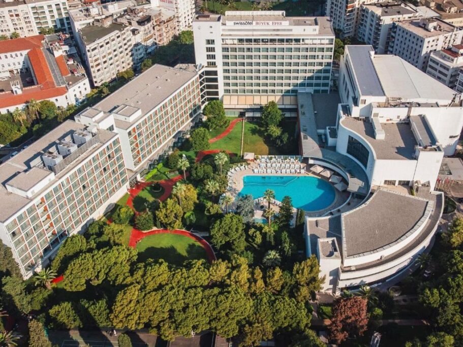 Swissotel Büyük Efes Izmir luxury hotel exterior with landscaped gardens