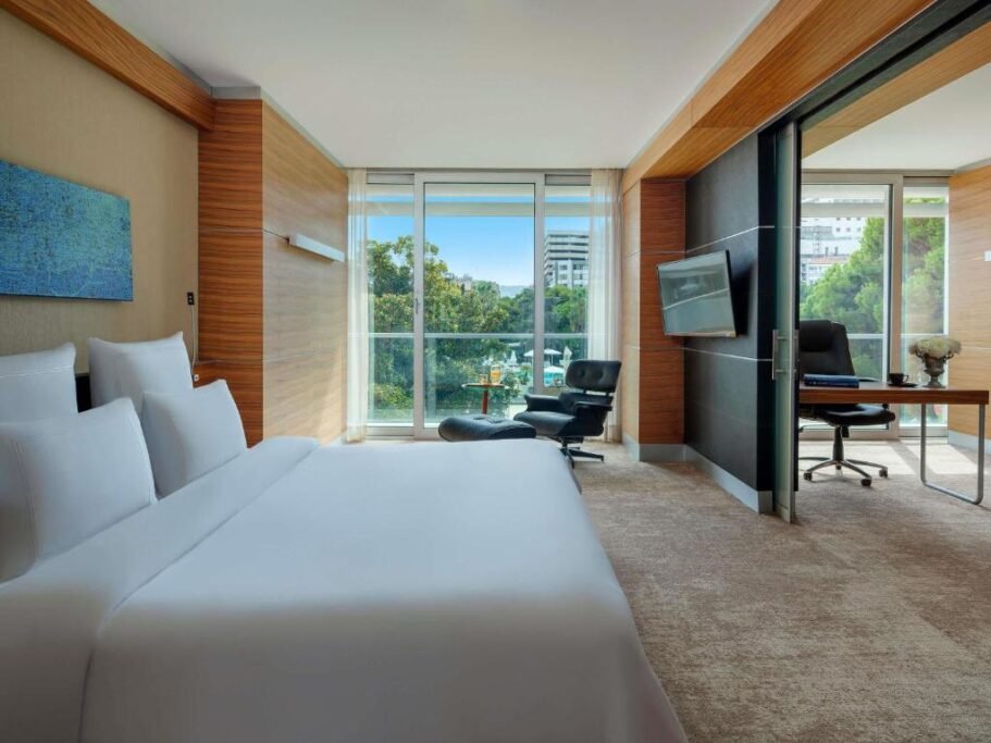 Elegant guest room at Swissotel Büyük Efes Izmir with modern luxury interiors