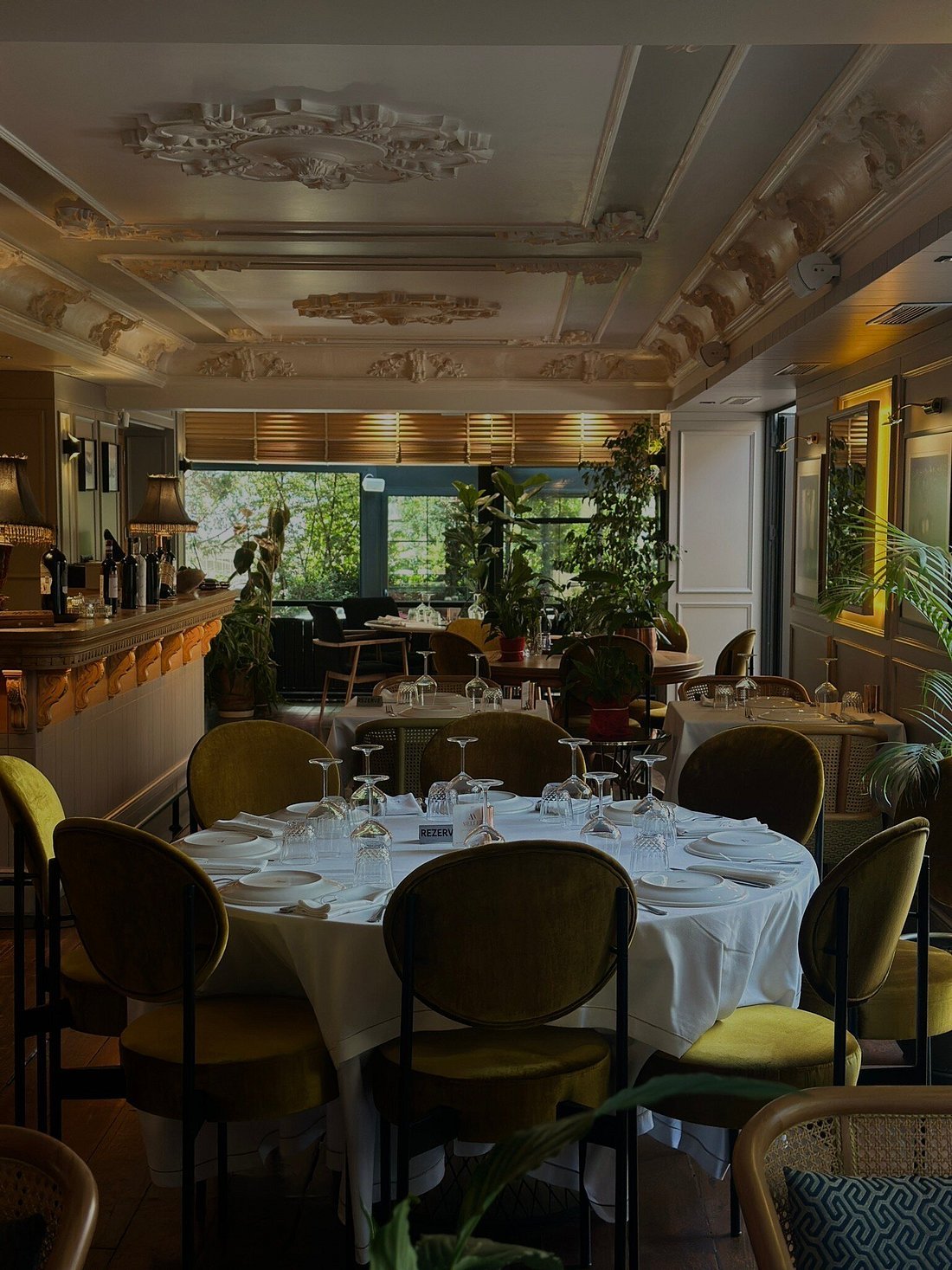Vento Italiano Ristorante in Ankara with elegant table setting and fine dining atmosphere