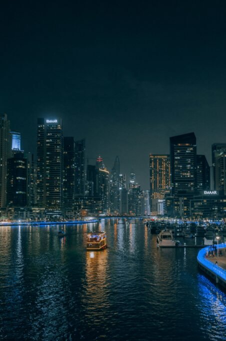 Private yacht cruise in Dubai Marina for couples at sunset