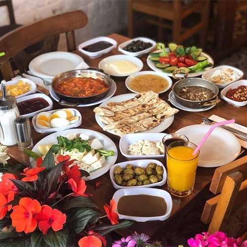 Van Breakfast House