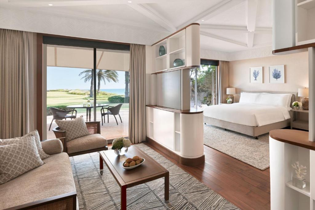 The Ritz-Carlton, Bahrain – Best Luxury Family Resort Near Manama