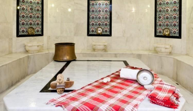 What to Wear in a Turkish Bath